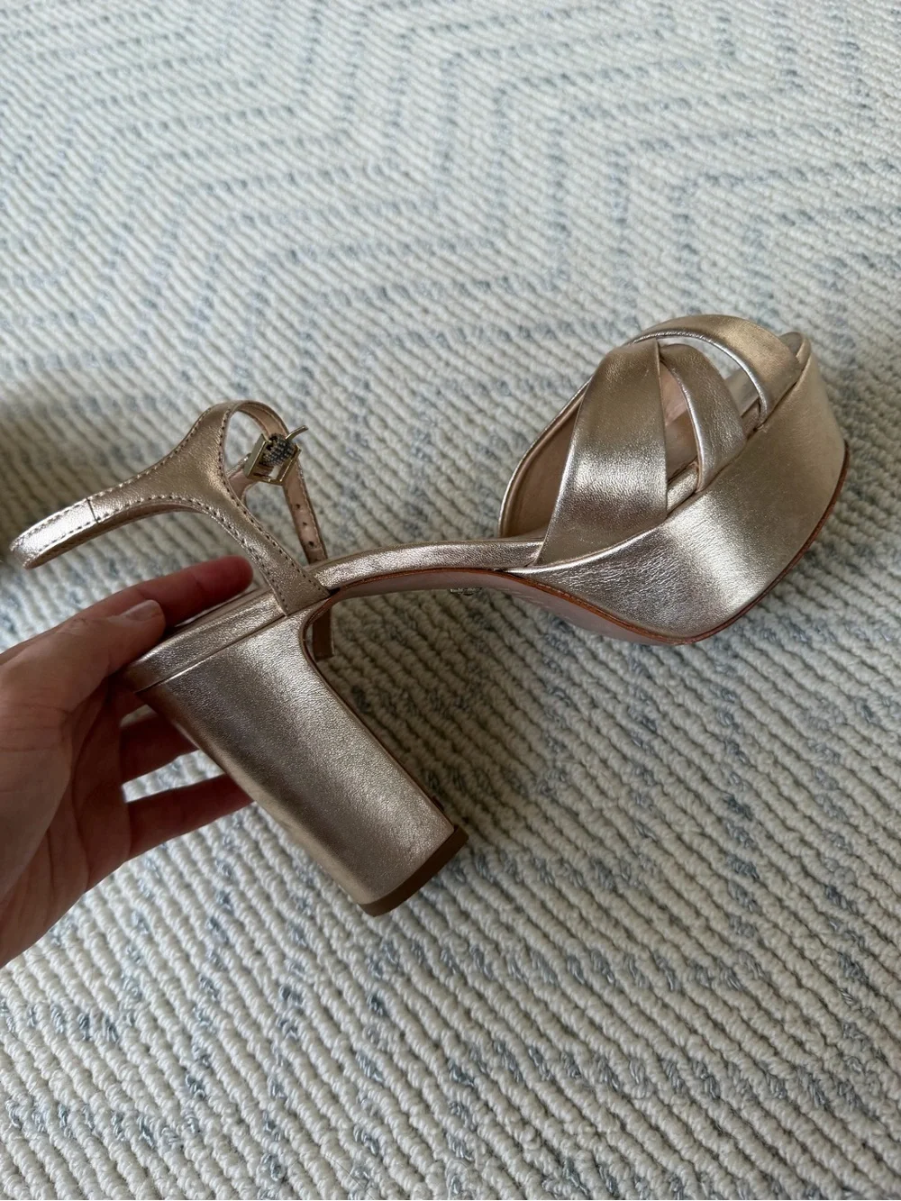 SCHUTZ Metallic Rose Gold Platform Sandals